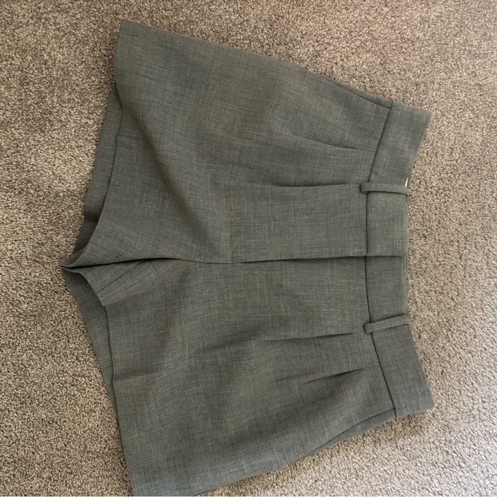 Aritzia Babaton High Waist Gray Women's Shorts